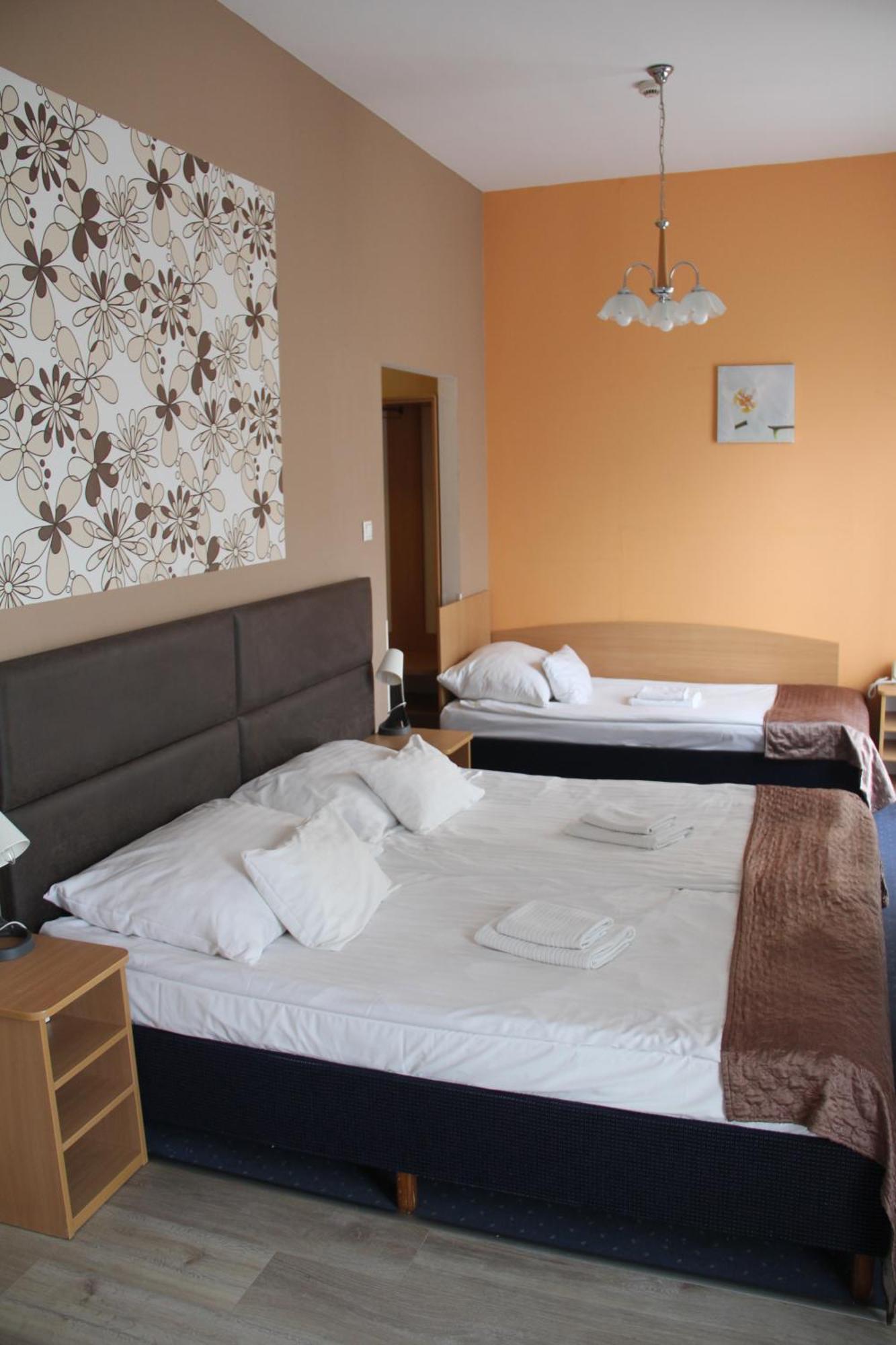 Hotel Rose City Budapest Luaran gambar