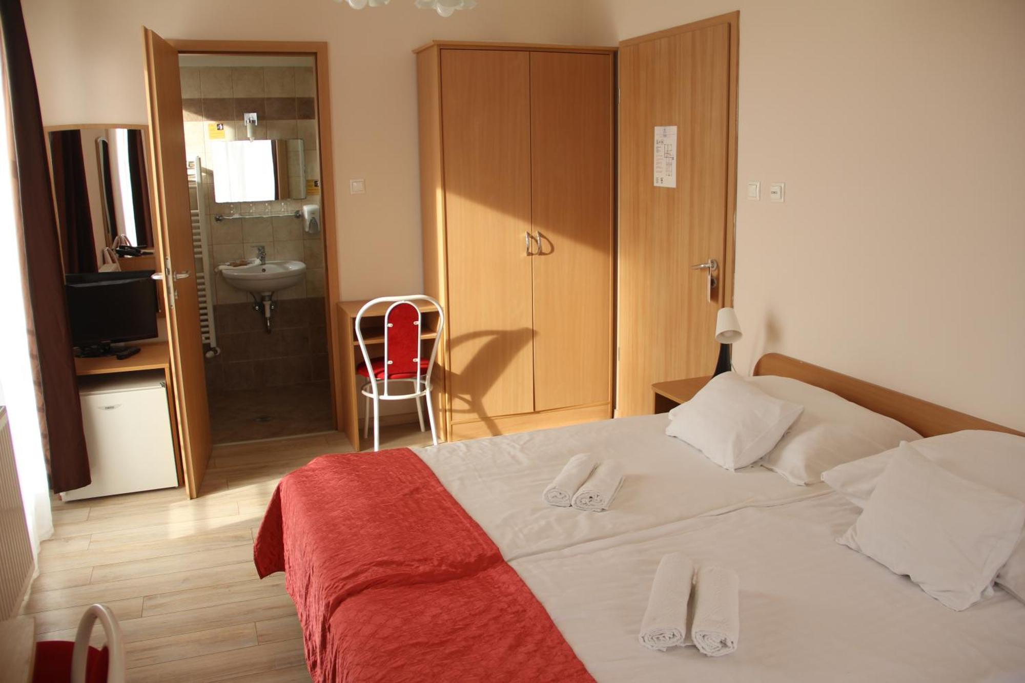 Hotel Rose City Budapest Luaran gambar