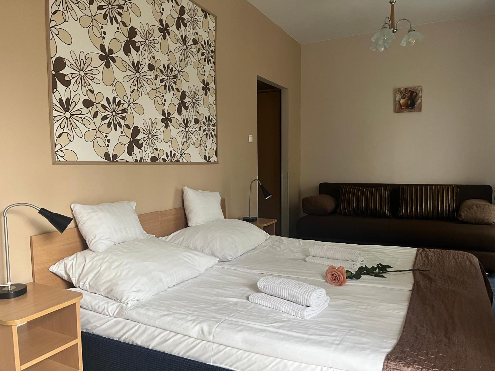 Hotel Rose City Budapest Luaran gambar
