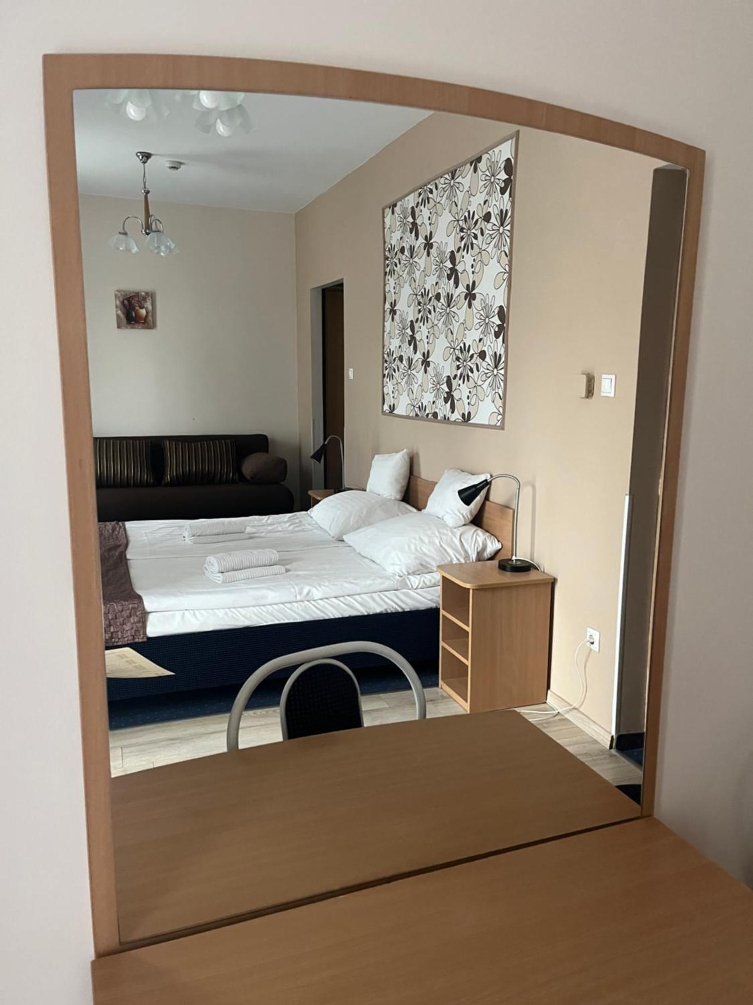 Hotel Rose City Budapest Luaran gambar
