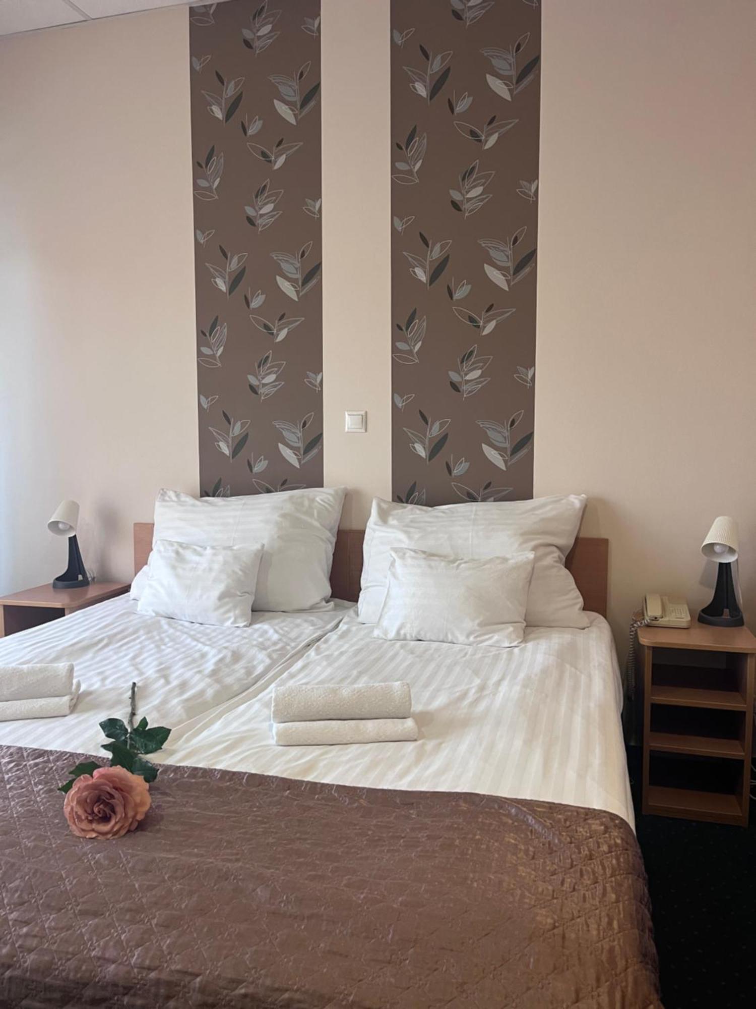 Hotel Rose City Budapest Luaran gambar